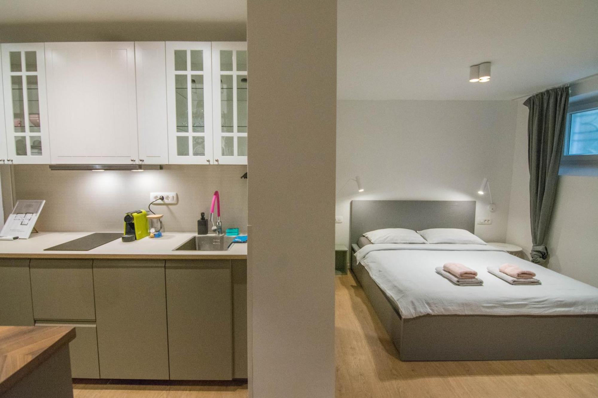 Romiru Rooms And Studio Apartment Split Dış mekan fotoğraf