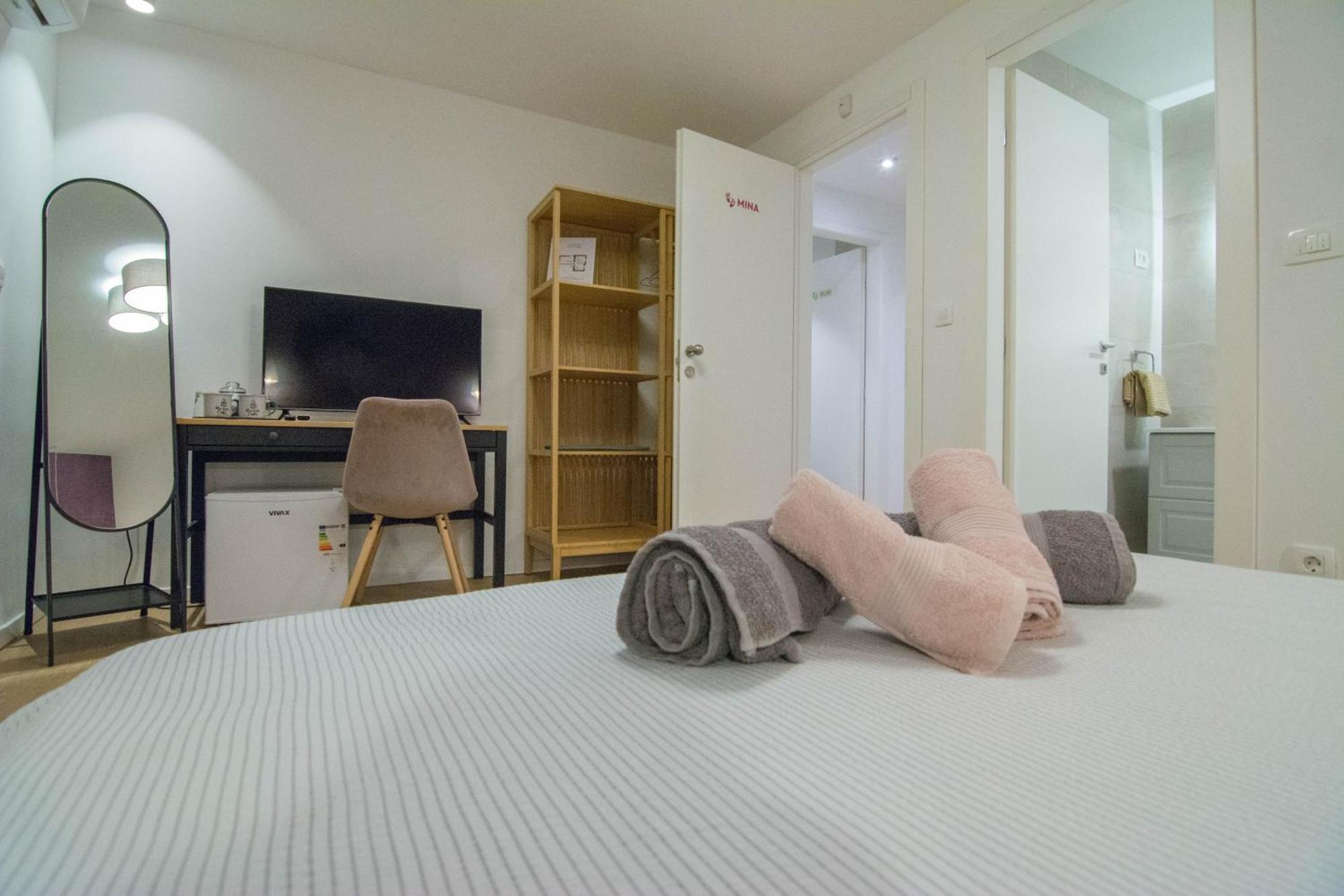 Romiru Rooms And Studio Apartment Split Dış mekan fotoğraf